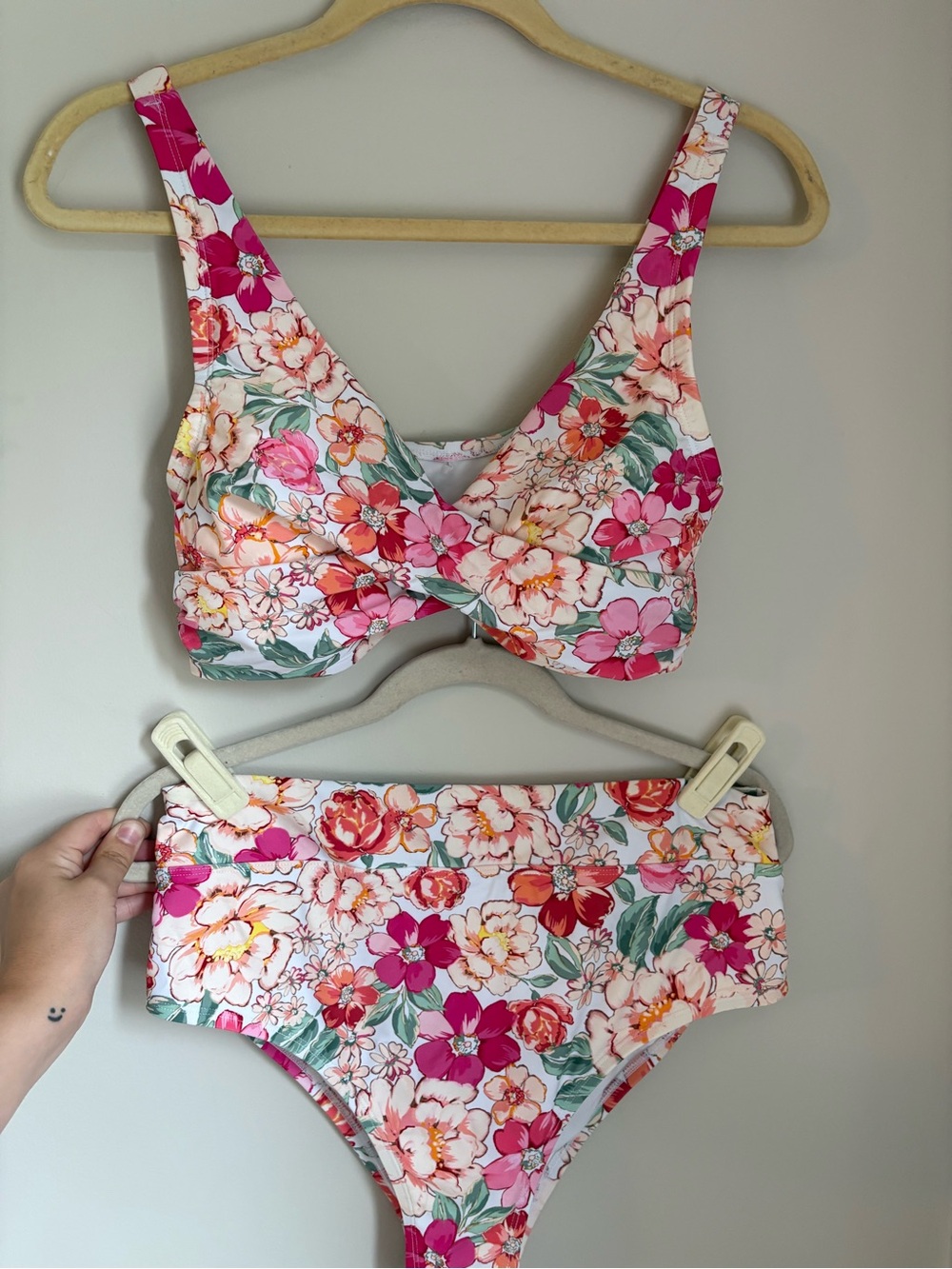 NWOT Cupshe Pink & Green Floral High-Waist Bikini Set
